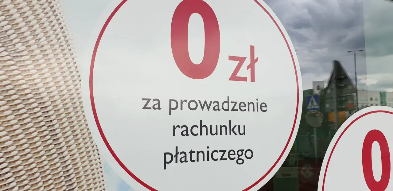 0 zł za prowadzenie rachunku płatniczego. To oferta bankowa, która może Cię zainteresować.