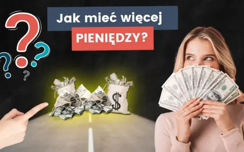 Kobieta z plikiem banknotów i workami pieniędzy zastanawia się, jak mieć więcej pieniędzy.