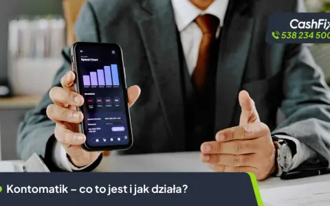 Mężczyzna w garniturze pokazuje smartfon z wykresem wydatków. Aplikacja Kontomatik współpracuje z wieloma bankami, ułatwiając zarządzanie finansami.