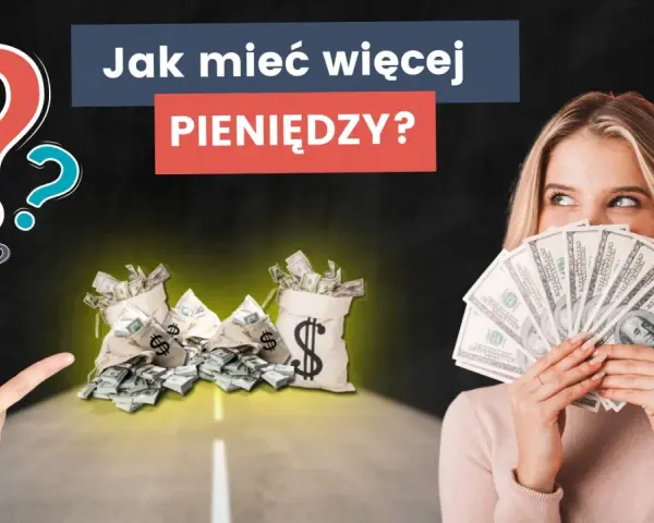 Kobieta z plikiem banknotów i workami pieniędzy zastanawia się, jak mieć więcej pieniędzy.