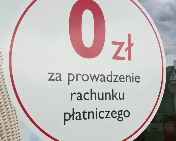 0 zł za prowadzenie rachunku płatniczego. To oferta bankowa, która może Cię zainteresować.