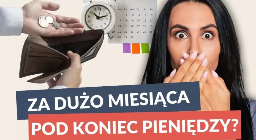 Zaskoczona kobieta z pustym portfelem i zegarem. Czy Twój budżet gospodarstwa domowego nie wystarcza do końca miesiąca?