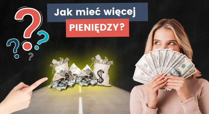 Kobieta z plikiem banknotów i workami pieniędzy zastanawia się, jak mieć więcej pieniędzy.